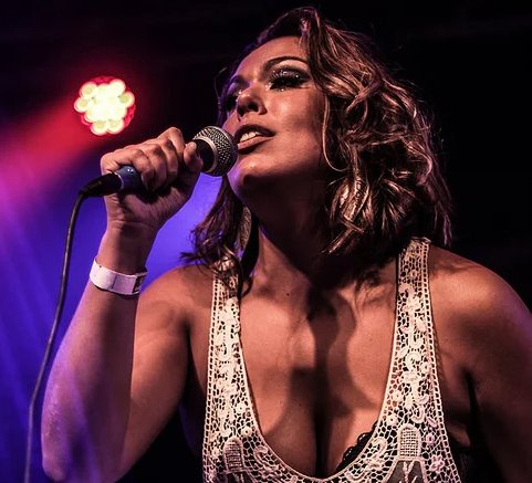 Weltenklang NANI MEDEIROS bei der 13. „Nacht des Fado” im Feb 2025