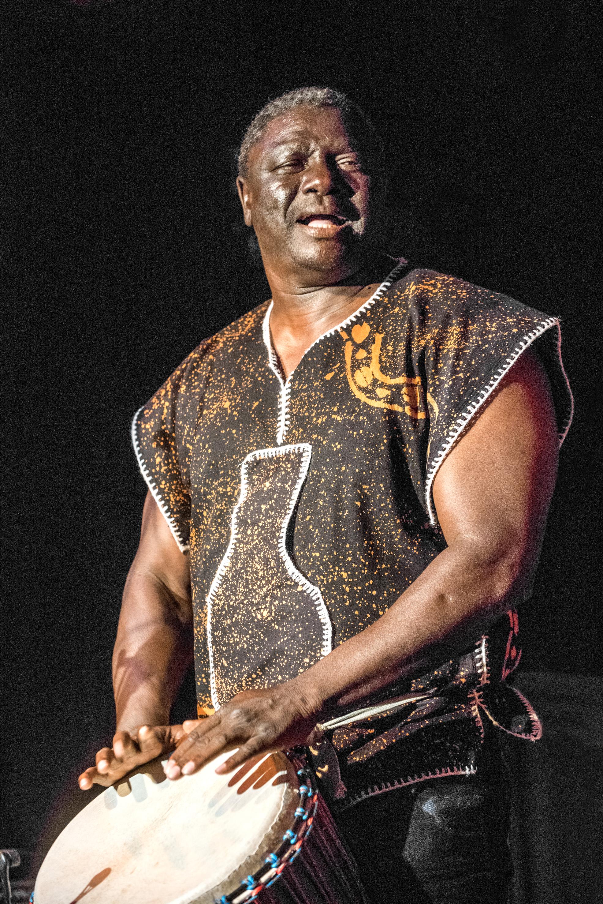 Tournee-Abschluß mit BKO QUINTET aus Mali im vollen AKKU/Steyr