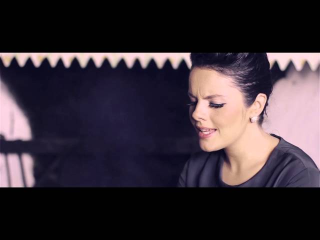 Aine McGeeney von GOITSE als „Best Female Vocalist” ausgezeichnet!